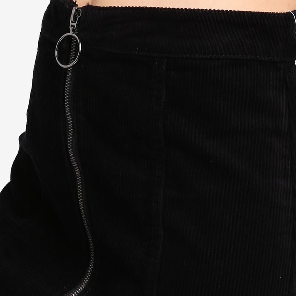 F21 Corduroy Skirt - Picture 3 of 4